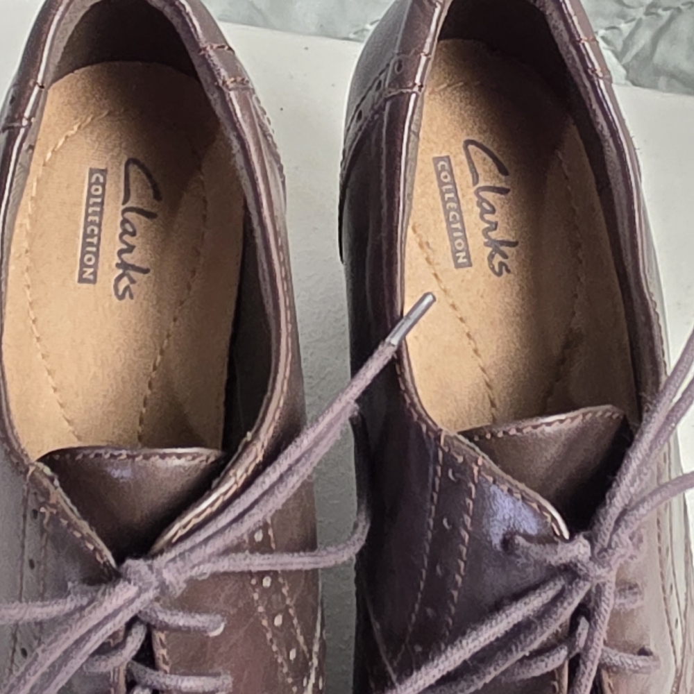 Clark’s Artisan Collection Women’s Block Heal Oxford Leather Shoes
Size 7.5M - Picture 6 of 12